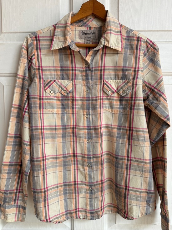 Wrangler Tops - Wrangler Cream Plaid Button-Down Shirt with Pink and Gray Stripes